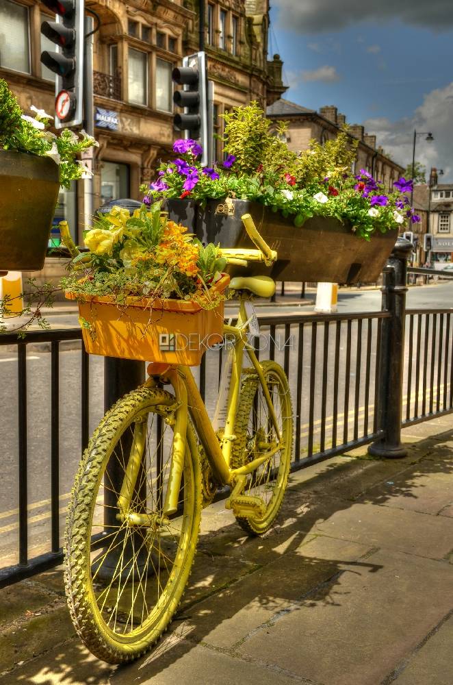 Žuti bicikl – Gradski šarm